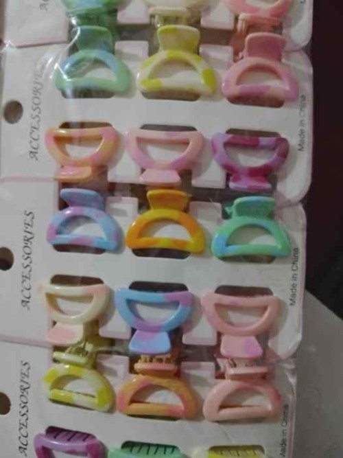 Mini hair claw clips