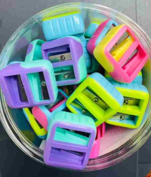 Vneeds Pencil Sharpener